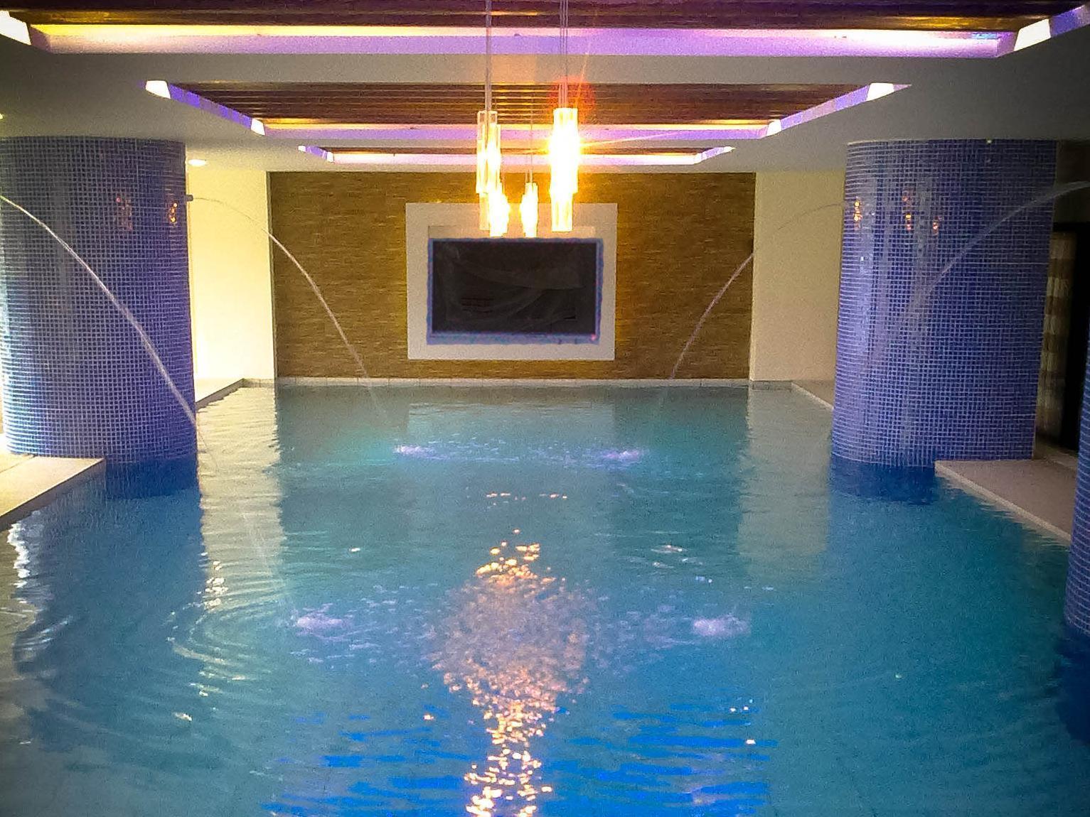 Icon Hotel North Edsa Quezon City Eksteriør billede
