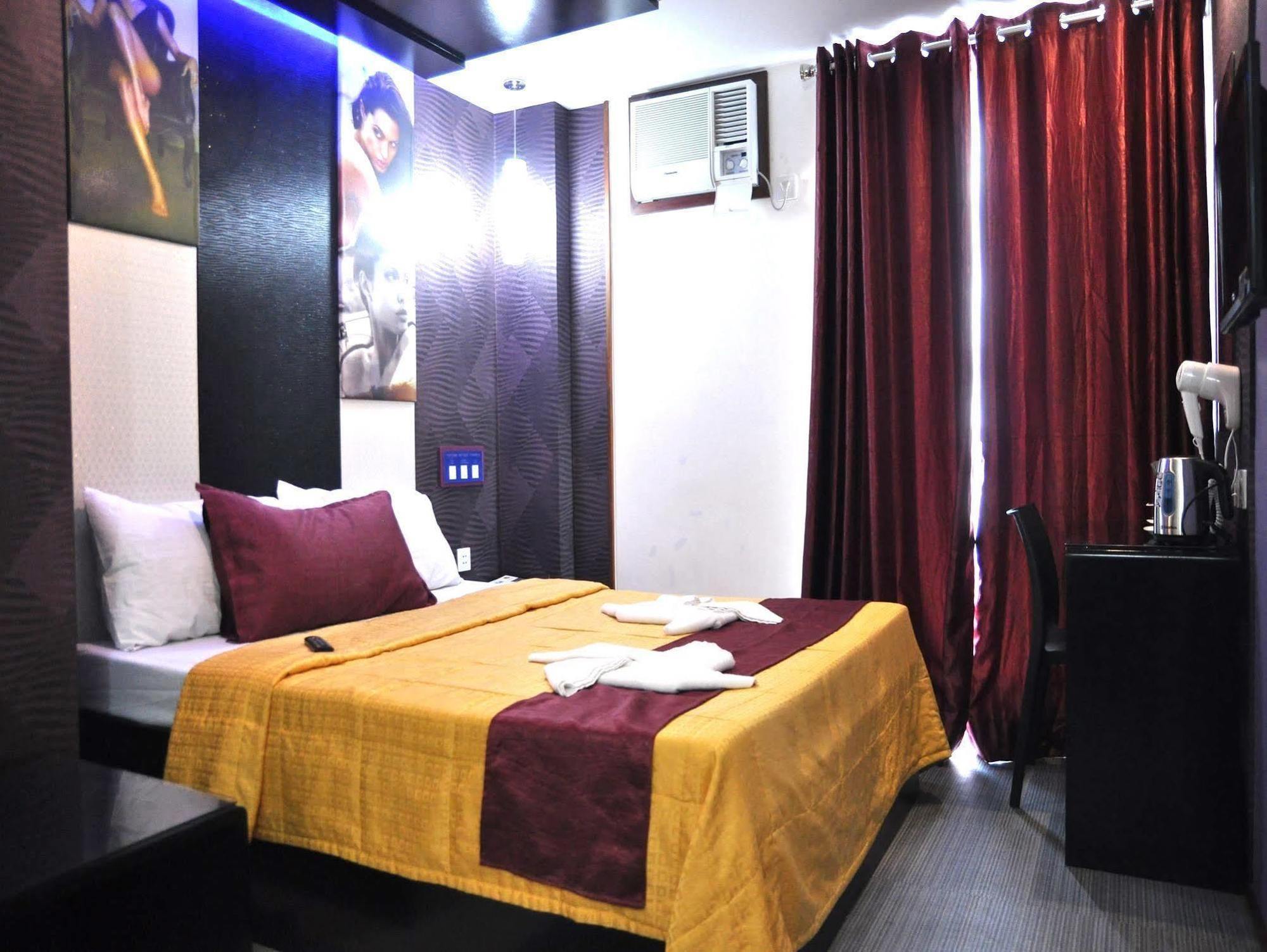 Icon Hotel North Edsa Quezon City Eksteriør billede